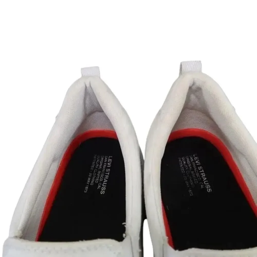 Levis Shoes Mens 9.5 Sneakers Lance Slip On Trainer Casual White Lifestyle Flat